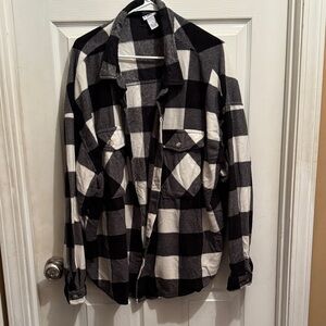 Rue21 Black and White Plaid Button Down Shirt